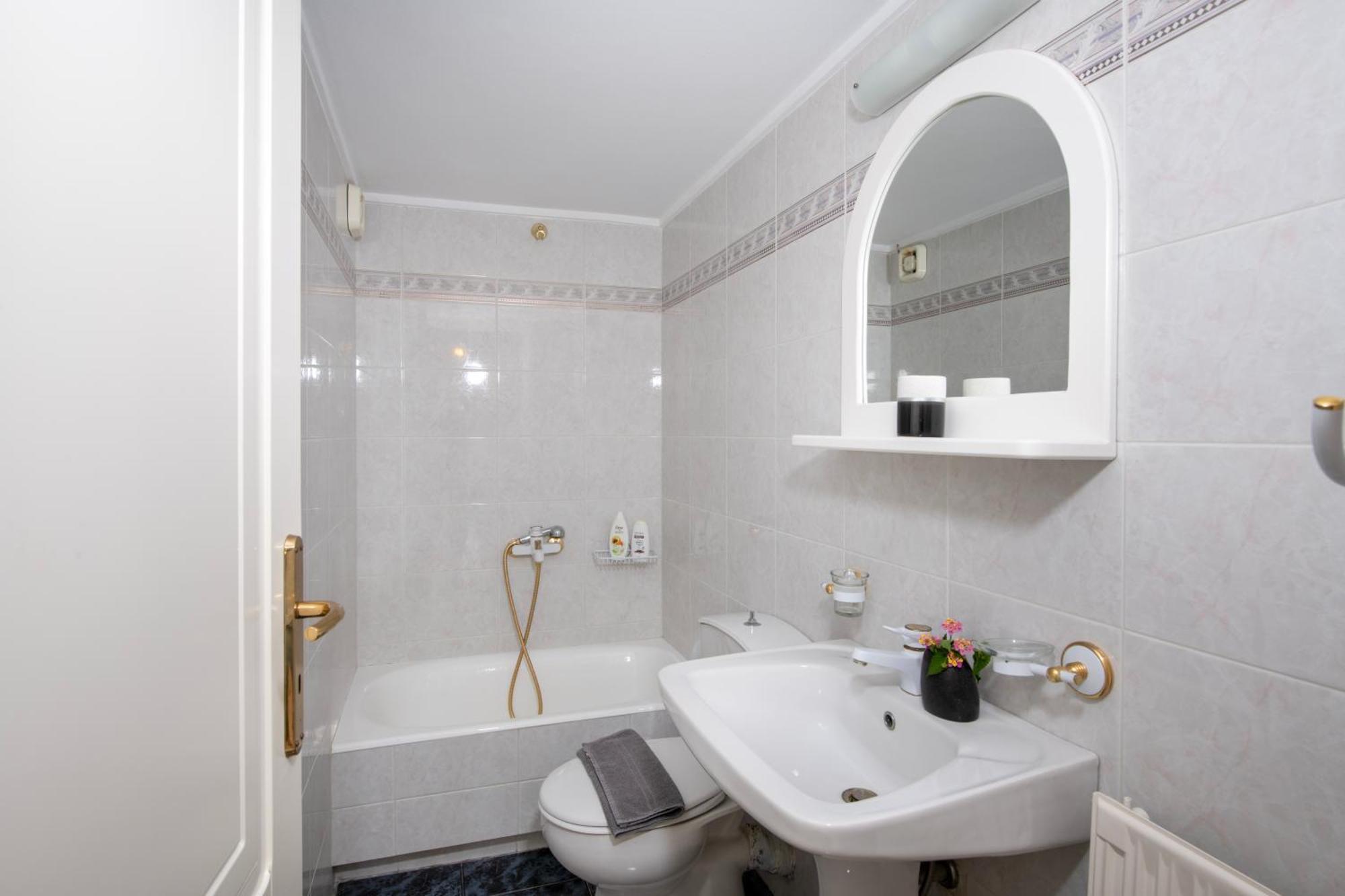 Villa Eleni 100M From The Sea Rapanianá Екстериор снимка